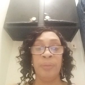 Meet your Posher, Carol